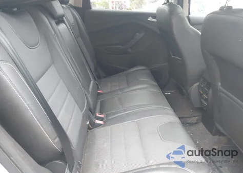 2013 Ford Escape Titanium z USA, uszkodzony, nr VIN 1FMCU9J94DUD63365